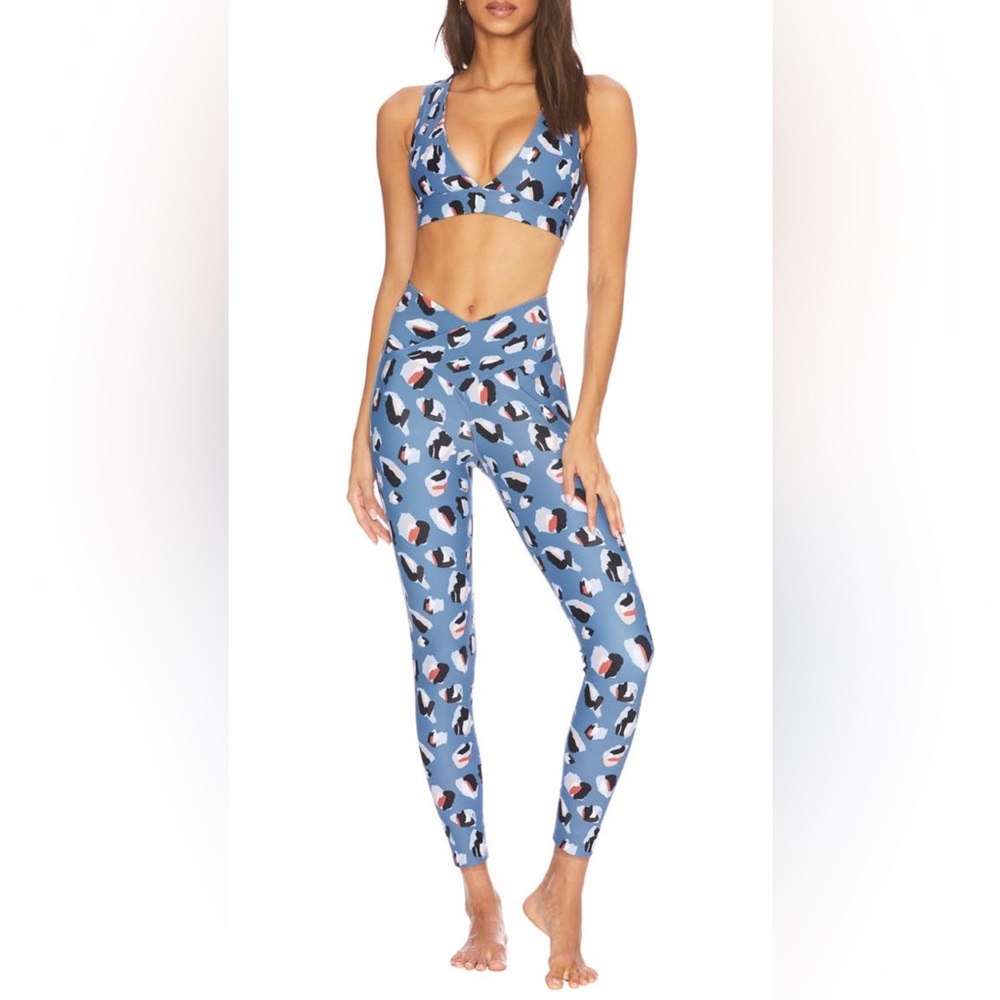 Beach Riot Cara High V-Cut Waist Teal and Coral Spotted Workout Legging | Sz Lg